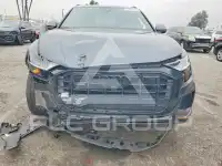 2021 Audi Q8 фото