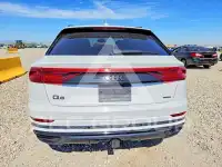 2021 Audi Q8 фото