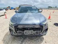 2021 Audi Q8 photo