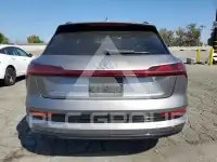 2021 Audi E-TRON фото