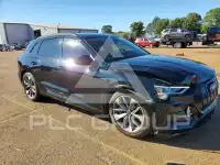 2021 Audi E-TRON фото