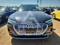 2021 Audi E-TRON фото
