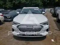 2021 Audi E-TRON photo