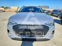 2021 Audi E-TRON фото