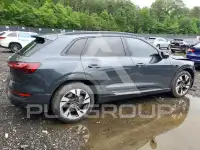 2021 Audi E-TRON фото