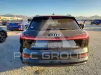 2021 Audi E-TRON фото