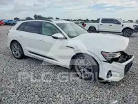 2021 Audi E-TRON photo