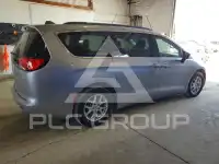2021 Chrysler Pacifica photo