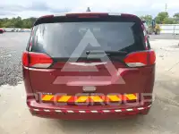 2021 Chrysler Pacifica photo
