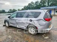 2021 Chrysler Pacifica photo