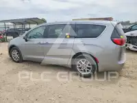 2021 Chrysler Pacifica photo