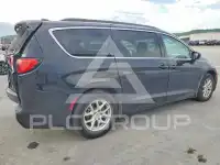 2021 Chrysler Pacifica photo
