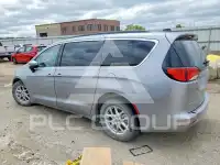 2021 Chrysler Pacifica photo