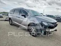 2021 Chrysler VOYAGER фото