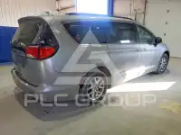 2021 Chrysler Pacifica photo