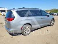 2021 Chrysler Pacifica photo