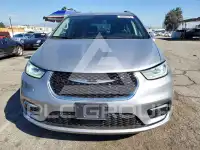 2021 Chrysler PACIFICA photo