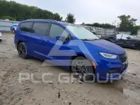 2021 Chrysler PACIFICA photo
