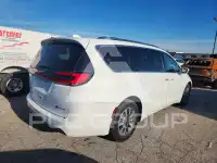 2021 Chrysler PACIFICA photo
