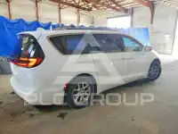 2021 Chrysler PACIFICA photo