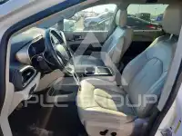 2021 Chrysler PACIFICA photo