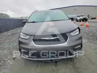 2021 Chrysler PACIFICA photo