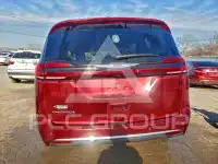 2021 Chrysler PACIFICA photo