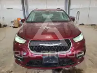 2021 Chrysler PACIFICA photo