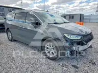 2021 Chrysler PACIFICA photo