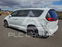 2021 Chrysler PACIFICA photo