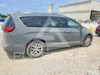 2021 Chrysler PACIFICA photo