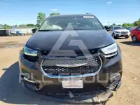 2021 Chrysler PACIFICA photo