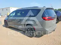 2021 Chrysler PACIFICA photo