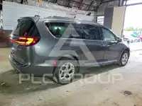 2021 Chrysler PACIFICA photo