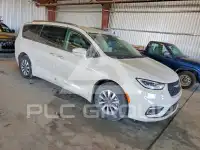 2021 Chrysler PACIFICA photo