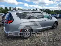 2021 Chrysler PACIFICA photo