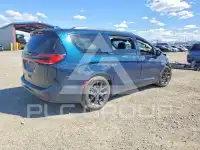 2021 Chrysler PACIFICA photo