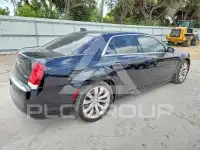 2021 Chrysler 300 photo