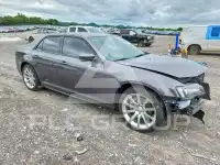 2021 Chrysler 300 photo