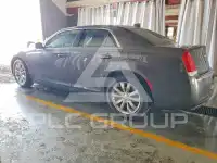 2021 Chrysler 300 фото