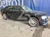 2021 Chrysler 300 photo