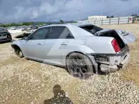 2021 Chrysler 300 фото