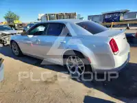 2021 Chrysler 300 photo