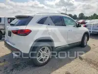 2021 Mercedes Benz GLA-Class фото