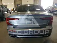 2021 Volvo S60 фото