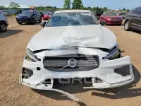 2021 Volvo S60 фото