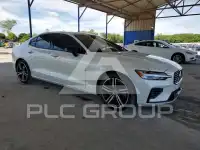 2021 Volvo S60 фото