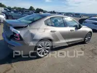 2021 Volvo S60 фото