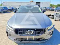 2021 Volvo S60 фото