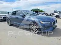 2021 Volvo S60 фото